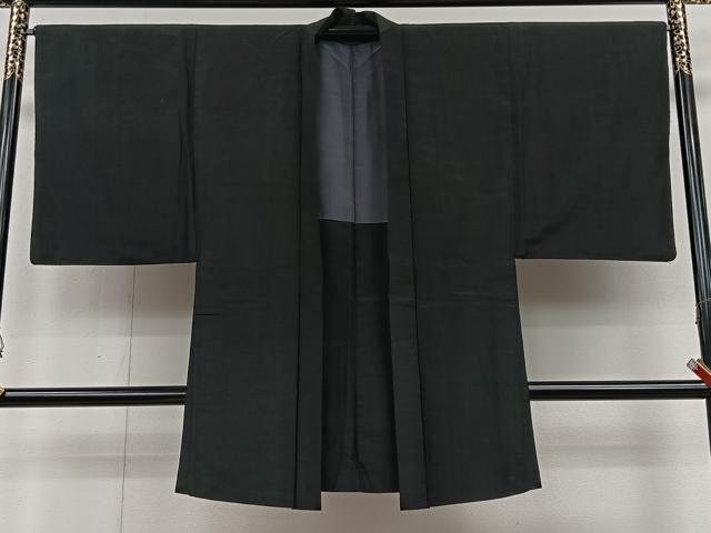 平和屋着物＃男性　長羽織　紬地　霞文　黒地　正絹　逸品　CAAV5846id