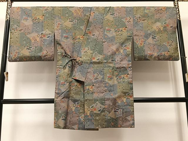 平和屋着物＃道中着　お召地　宝尽くし枝垂れ花文　ロング丈　正絹　逸品　CAAV5876id