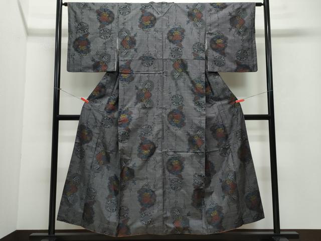 平和屋着物○本場大島紬 7マルキ 絵皿草花文 正絹 逸品 CAAV6660vf