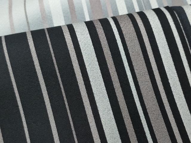 平和屋着物○訪問着 縞 舞桜 暈し染め 黒地 正絹 逸品 未