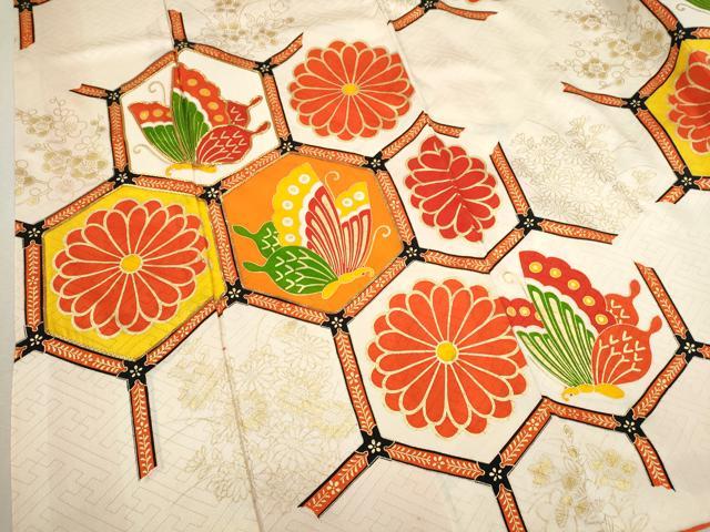 平和屋着物∵女の子　十三参り　子供　祝着・長襦袢・袋帯セット　駒刺繍　亀甲舞蝶菊文　金彩　逸品　CAAV9403ze_2