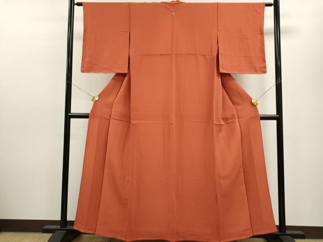 平和屋着物▽上質な色無地　単衣　丹色　鬼しぼ縮緬　正絹　逸品　CAAV9430ze 平和屋着物▽上質な色無地 単衣 丹色 鬼しぼ縮緬 正絹