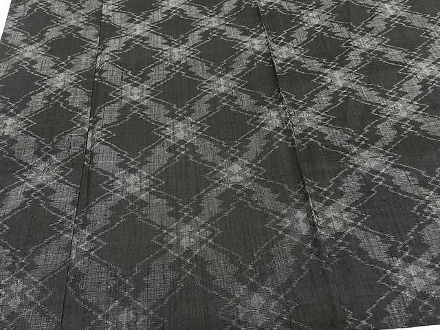 平和屋着物▽上質な紬 単衣 松皮菱文 黒地 正絹 逸品