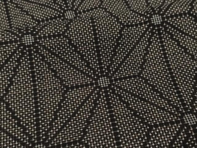 平和屋着物○本場大島紬 7マルキ 麻の葉文 正絹 逸品 CAAU9859vf