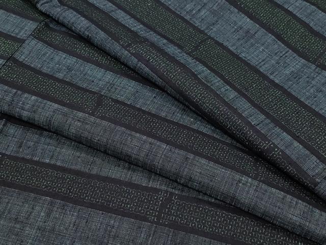 平和屋着物●本場結城紬　重要無形文化財　80亀甲　横段文　三越扱い　正絹　逸品　CAAW3644vf