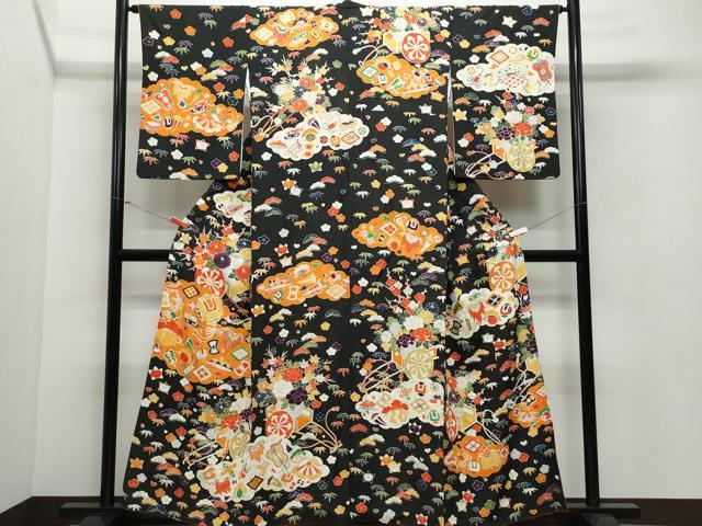 平和屋着物●訪問着　駒刺繍　宝尽くし花車文　黒地　金彩　正絹　逸品　CAAW3664vf