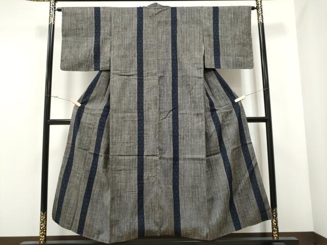 平和屋着物○本場結城紬 重要無形文化財 80亀甲 間道 正絹 逸品