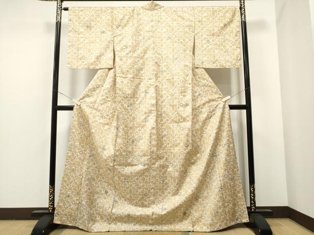 平和屋着物○本場大島紬 型染め 吉祥花蝶文 正絹 逸品 CAAW4467hy