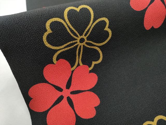 平和屋着物●全通柄袋帯　舞花文　黒地　鬼しぼ縮緬　正絹　逸品　CAAW4664hy 平和屋着物○全通柄袋帯 舞花文 黒地 鬼しぼ縮緬 正絹 逸品