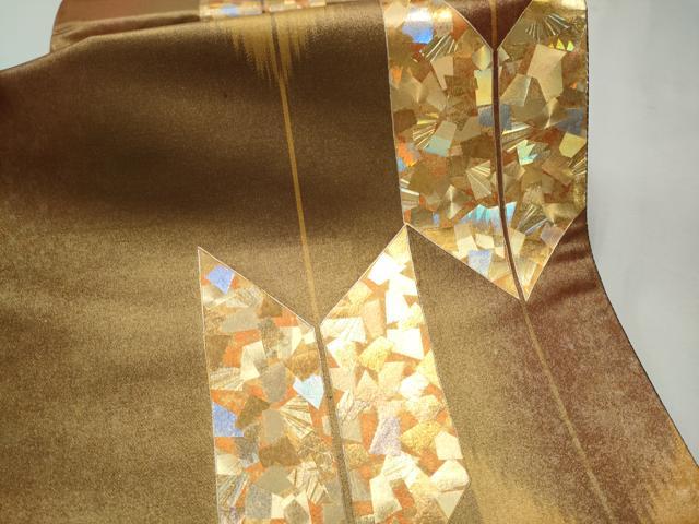 平和屋着物●金彩友禅作家　金彩の魔術師　堀省平　金煌織　六通柄袋帯　矢羽文　金彩　引箔　正絹　逸品　CAAW4781hy 平和屋着物○金彩友禅作家 金彩の魔術師 堀省平 金煌