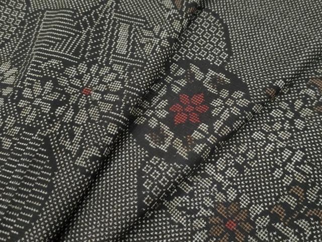 平和屋着物●本場大島紬　7マルキ　草花吉祥丸文　正絹　逸品　CAAW7423yc