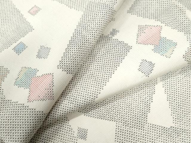 平和屋着物●本場大島紬　白大島　9マルキ　色紙重ね文　正絹　逸品　未使用　CAAW7725yc