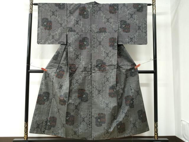 平和屋着物●上質な紬　花唐草文　正絹　逸品　CABB4429yc 平和屋着物○上質な紬 花唐草文 正絹 逸品 CABB4429ycの通販 by 平和屋