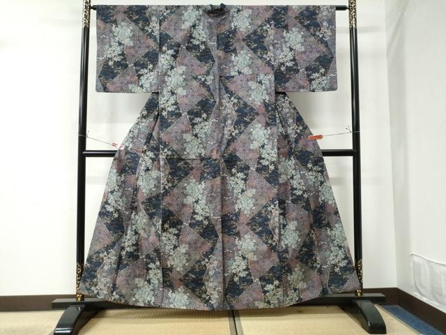 平和屋着物●本場大島紬　樹林吉祥文　正絹　逸品　CAAW7772yc 平和屋着物○本場大島紬 樹林吉祥文 正絹 逸品 CAAW7772yc