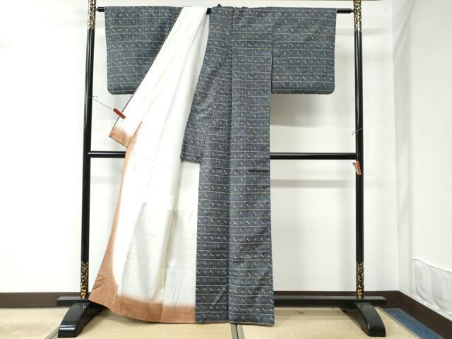 平和屋着物○上質な紬 絣文様 正絹 逸品 CAAW7854yc