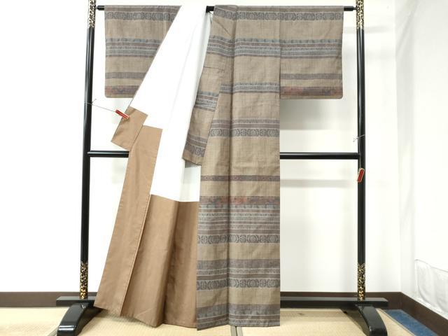 平和屋着物○小千谷紬 横段花唐草文 正絹 逸品 CAAW7926yc