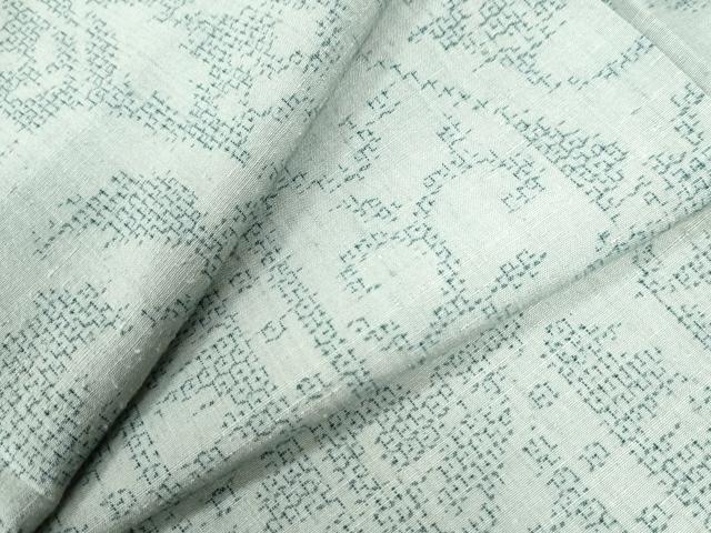 平和屋着物●本場結城紬　重要無形文化財　80亀甲　花唐草文　正絹　逸品　CAAW8267yc