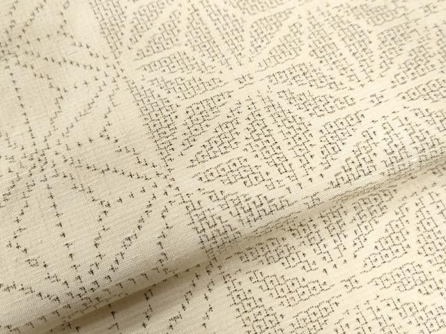 平和屋着物●本場真綿結城紬　100亀甲　麻の葉文様　証紙付き　正絹　逸品　CAAW8307yc 平和屋着物○本場真綿結城紬 100亀甲 麻の葉文様 証紙付き 正絹 逸品