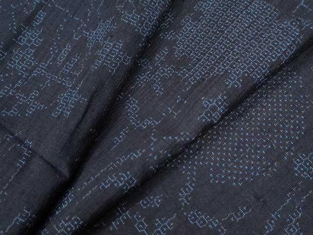 平和屋着物●結城紬　80亀甲　飛び亀甲柄　雪輪草花文　正絹　逸品　未使用　CAAW8325yc