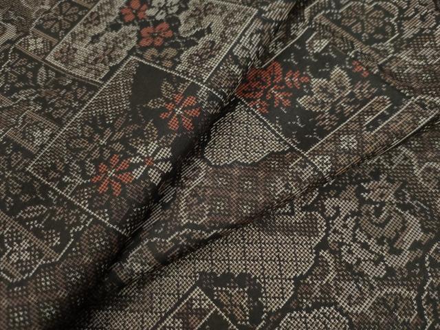 平和屋着物●本場大島紬　9マルキ　雲取り色紙吉祥花唐草文　正絹　逸品　未使用　CAAW8449yc