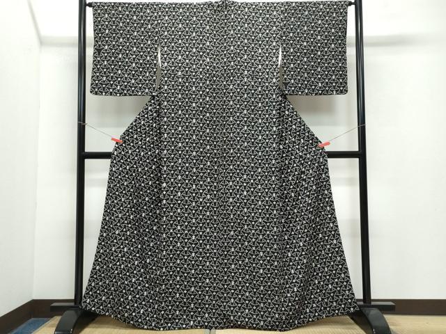 平和屋着物○上質な小紋 絞り 吉祥文 黒地 正絹 逸品 CAAX0816vf