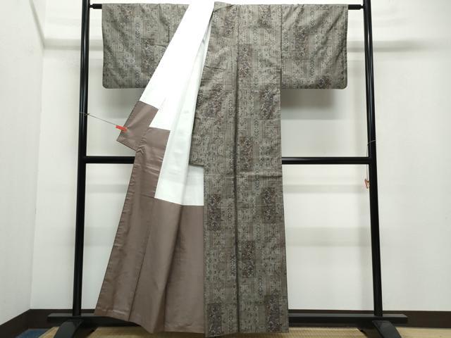 平和屋着物○本場大島紬 9マルキ 更紗花唐草文 正絹 逸品 CAAX0823vf