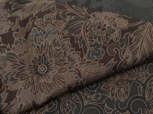 平和屋着物○訪問着 本場染大島紬 吉祥更紗花唐草文 黒地 正絹