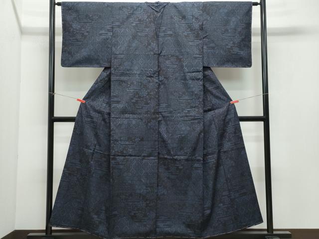 平和屋着物○本場結城紬 重要無形文化財 100亀甲 更紗吉祥唐草文 正絹