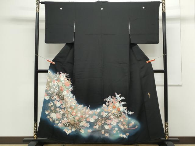 平和屋着物●京友禅の第一人者　松井青々　黒留袖　駒刺繍　花車文　暈し染め　金彩　正絹　逸品　CAAX3101th
