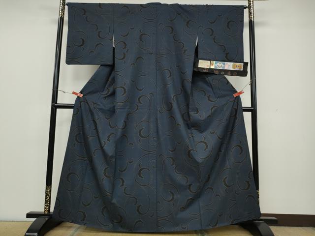 平和屋着物●本場大島紬　9マルキ　泥染め　唐草文　紬の原田謹製　証紙付き　正絹　逸品　CAAX4763ut 平和屋着物○本場大島紬 9マルキ 泥染め 唐草文 紬の原田謹製