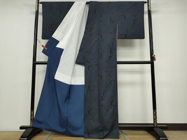 平和屋着物●本場大島紬　9マルキ　泥染め　唐草文　紬の原田謹製　証紙付き　正絹　逸品　CAAX4763ut 平和屋着物○本場大島紬 9マルキ 泥染め 唐草文 紬の原田謹製