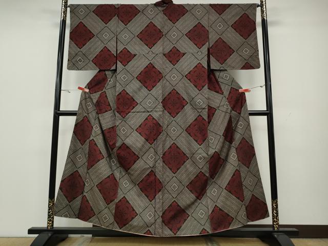 平和屋着物●龍郷絣　本場大島紬　菱吉祥花文　正絹　逸品　CAAS0236th 平和屋着物○龍郷絣 本場大島紬 菱吉祥花文 正絹 逸品 CAAS0236th