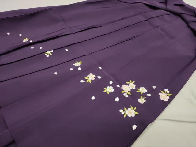 平和屋着物●女性　行灯袴　総刺繍　舞桜文　桑の実色　金糸　洗える着物　CAAX5667gh