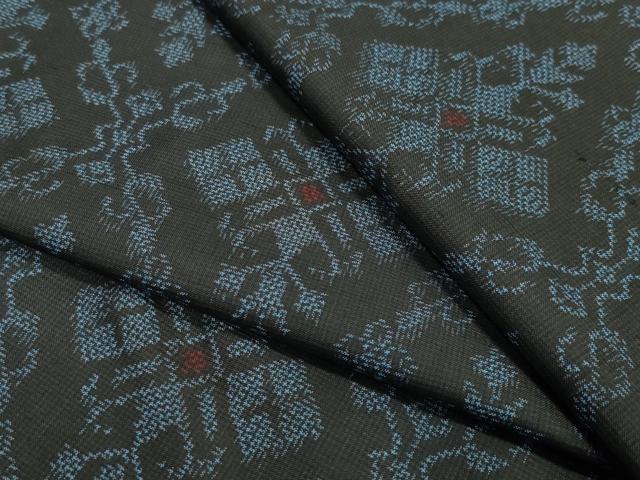 平和屋着物●本場村山大島紬　菱吉祥花文　三越扱い　正絹　逸品　CAAX5883gh