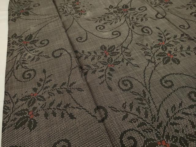 平和屋着物○本場大島紬 7マルキ 南天文 正絹 逸品 CAAX5946gh