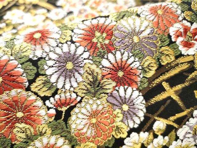 平和屋着物○六通柄袋帯 唐織 光悦垣小花尽くし 黒地 金糸 正絹