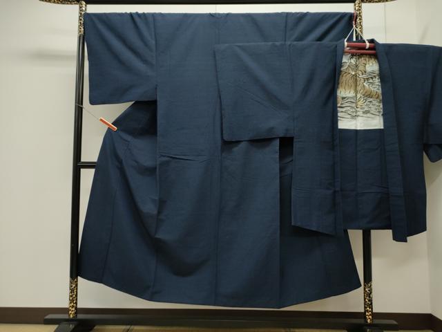 平和屋着物●男性　紬　アンサンブル　濃紺地　正絹　逸品　CAAX8539dy