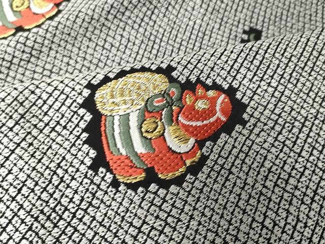 平和屋着物○九寸名古屋帯 唐織 十二支 玩具文 黒地 金糸 正絹 逸品