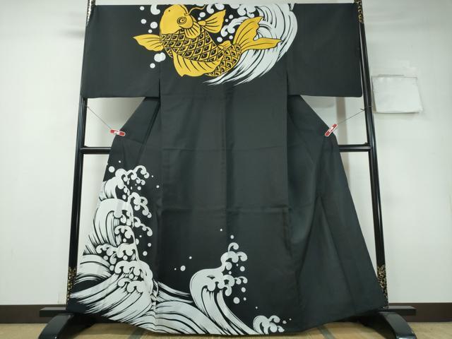平和屋着物▽男性　訪問着　単衣　鯉の滝登り　黒地　洗える着物　未使用　CAAY4697ng