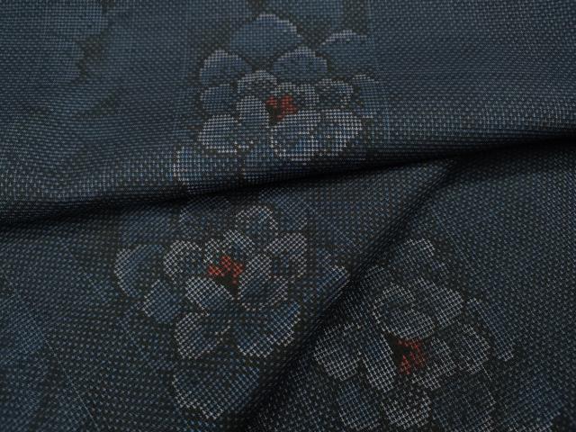 平和屋着物●本場大島紬　9マルキ　舞花文　正絹　逸品　CAAY5112ut