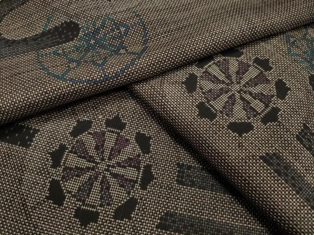 平和屋着物●本場大島紬　9マルキ　源氏車　正絹　逸品　未使用　CAAY8112gh