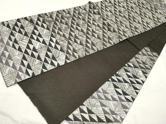 平和屋着物○六通柄袋帯 横段鱗文 銀糸 正絹 逸品 CAAY9212yk