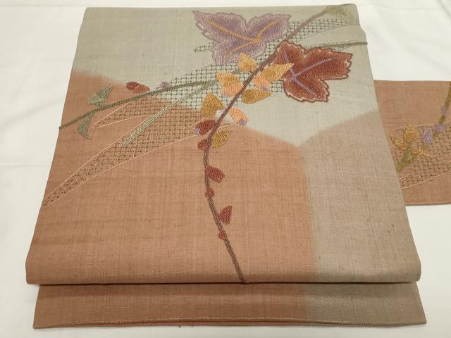 平和屋着物●中国三大刺繍　スワトウ刺繍　相良刺繍　九寸名古屋帯　紬地　草花文　正絹　逸品　未使用　CAAZ0396dy