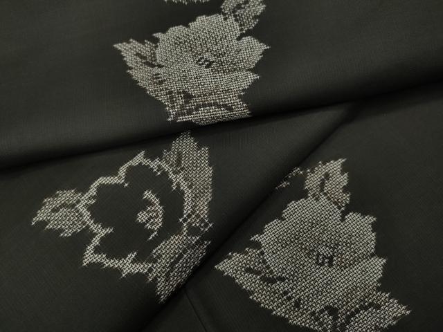 平和屋着物●本場大島紬　9マルキ　舞花文　正絹　逸品　CAAZ2567ut