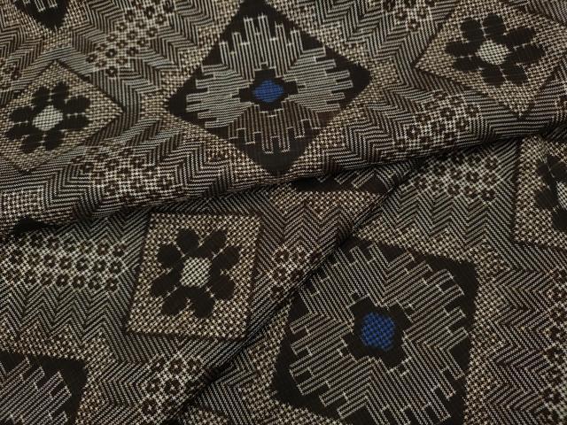 平和屋着物●本場大島紬　龍郷絣　菱花文　正絹　逸品　CAAZ2765ut