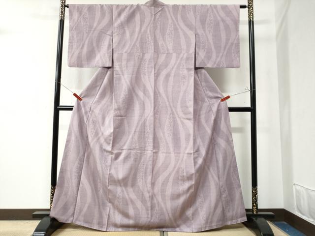 平和屋着物●本場結城紬　重要無形文化財　80亀甲　飛び亀甲柄　よろけ縞　吉祥文　さが美扱い　正絹　逸品　CAAZ3042yc 平和屋着物○本場結城紬 重要無形文化財 80亀甲 飛び亀甲柄 よろけ