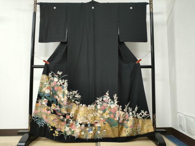 平和屋着物●豪華黒留袖　刺繍　鴛鴦秋草文　金彩　正絹　逸品　CAAZ3191yc