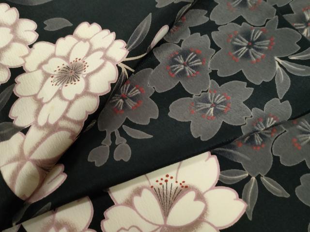 平和屋着物●H・L（アッシュエル）　HENRI-LUC CHAPUIS　小紋　舞桜花文　黒地　洗える着物　CAAZ3420yc