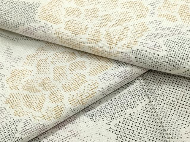 平和屋着物●本場大島紬　白大島　9マルキ　120亀甲　冊子草花文　正絹　逸品　CAAZ6515dy