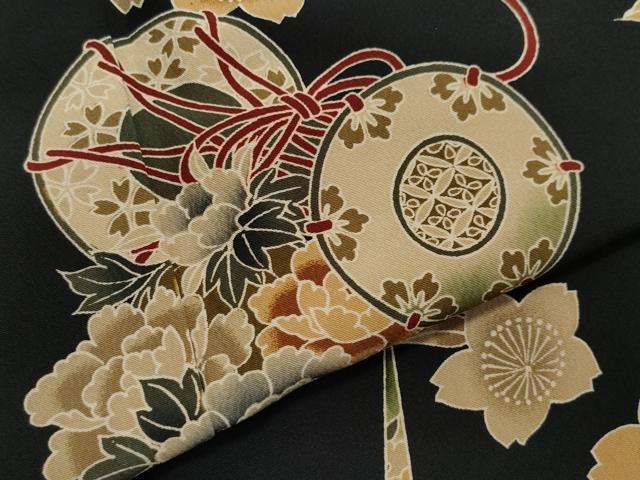 平和屋着物●豪華振袖　玩具鼓花文　黒地　洗える着物　CAAZ8178vf